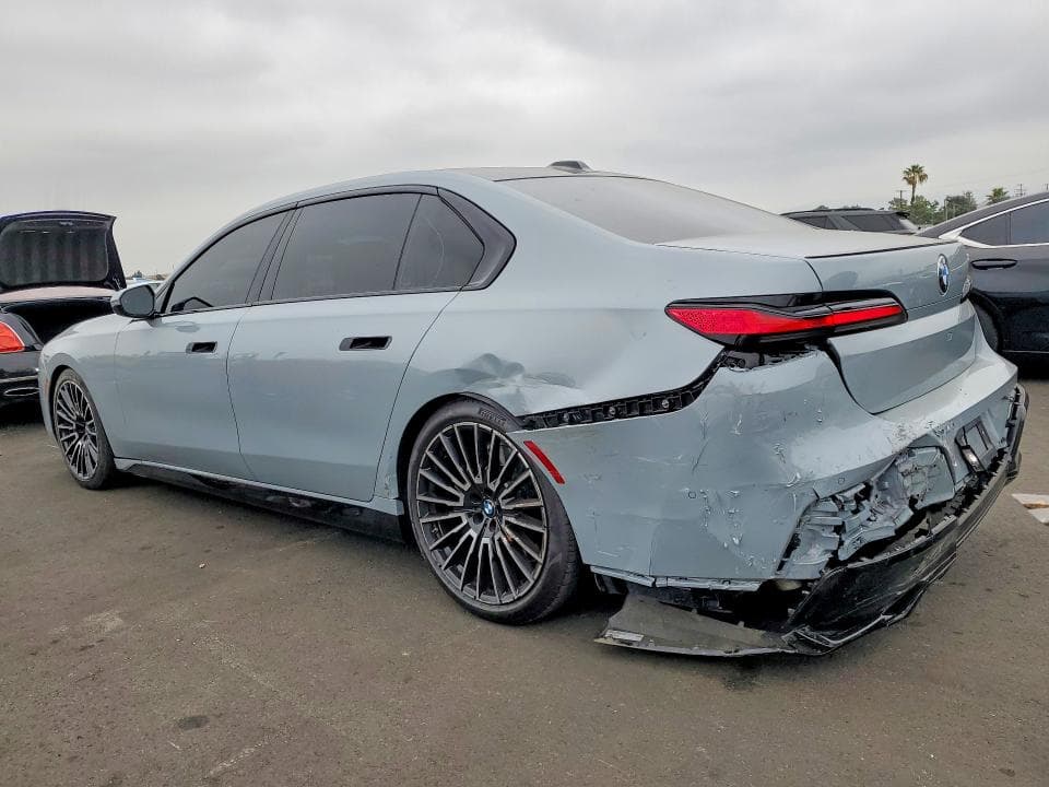 2025 BMW 740 I 2