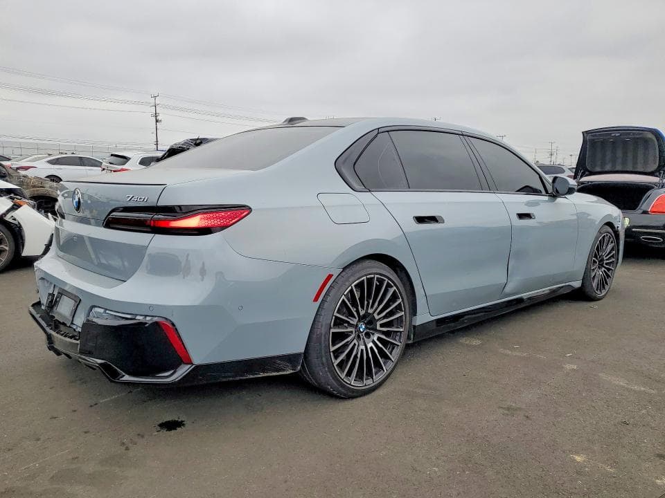 2025 BMW 740 I 3
