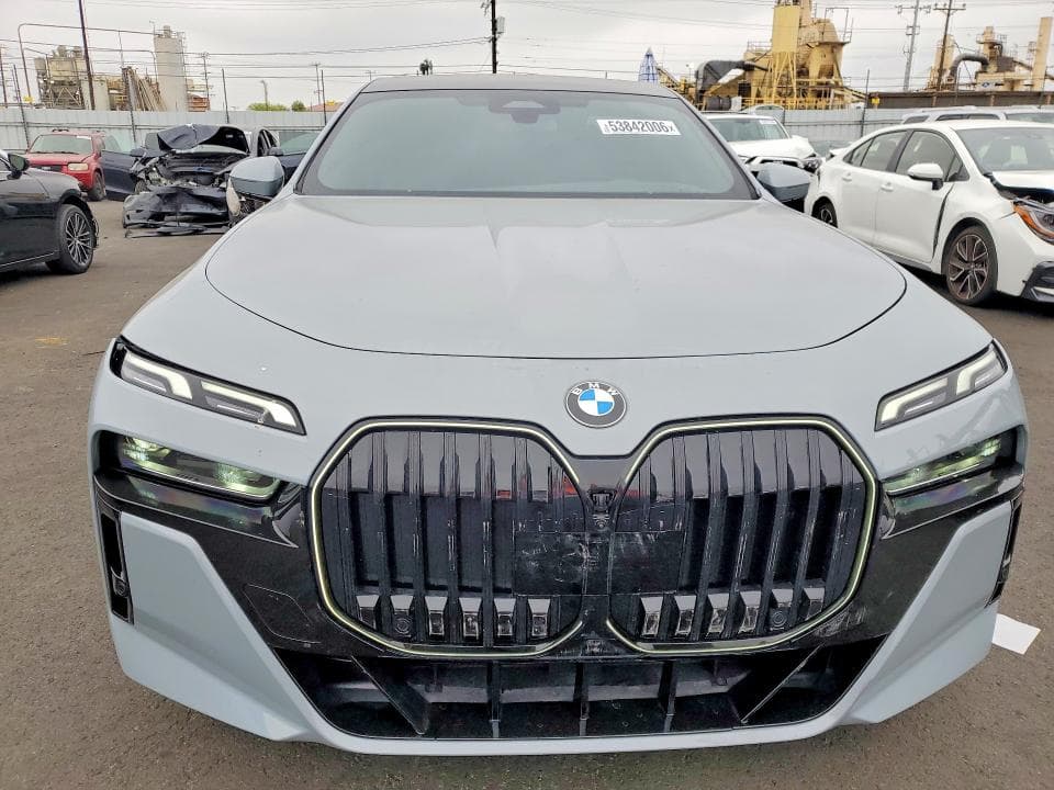 2025 BMW 740 I 5