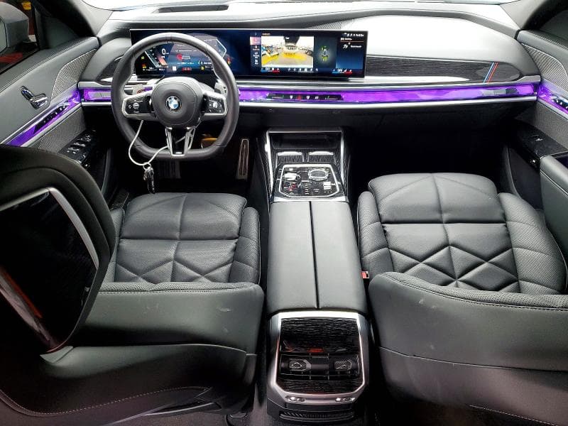 2025 BMW 740 I 8