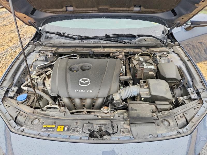 2021 MAZDA 3 PREMIUM 11