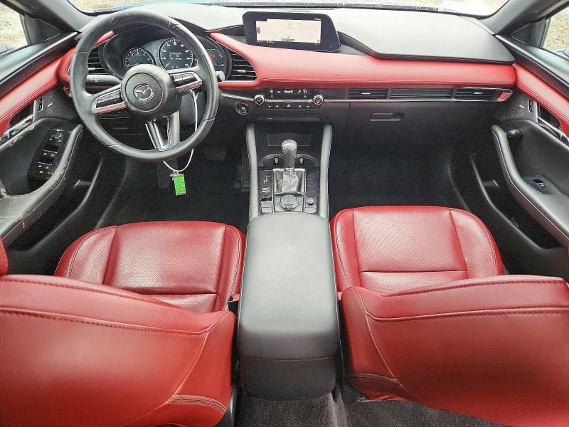 2021 MAZDA 3 PREMIUM 8