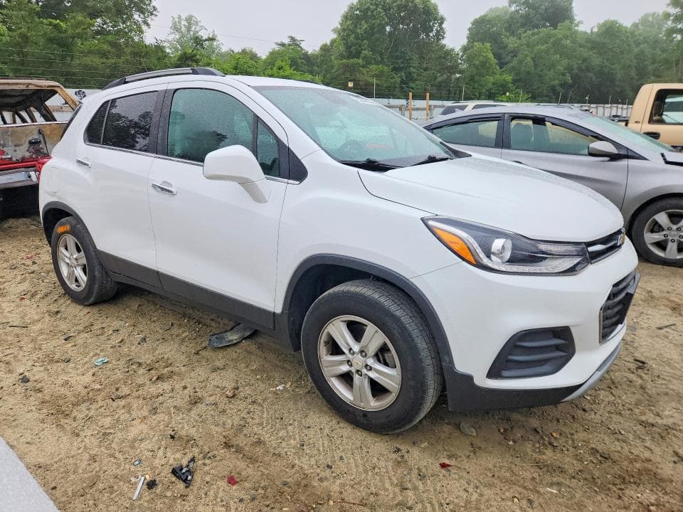 2019 CHEVROLET TRAX 1LT 4