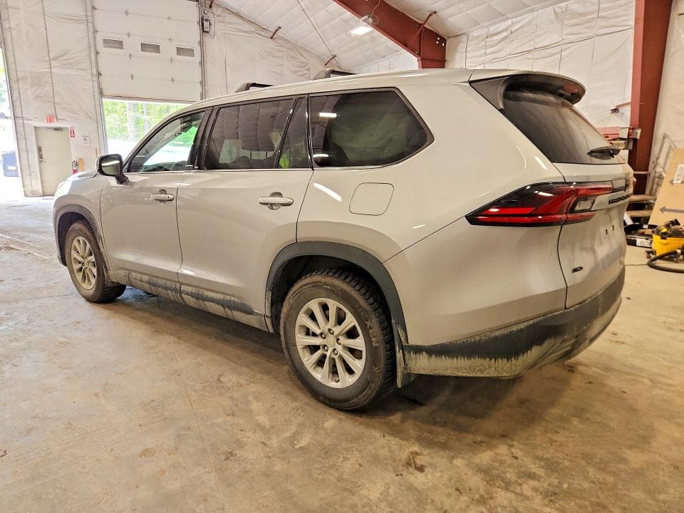 2026 TOYOTA GRAND HIGHLANDER XLE 2