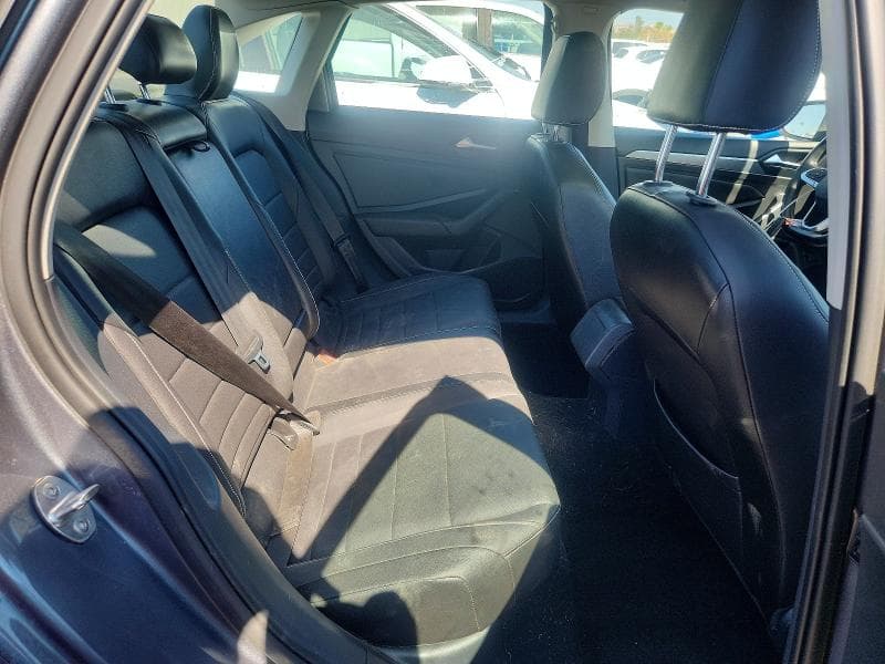 2022 VOLKSWAGEN JETTA SE SE 10