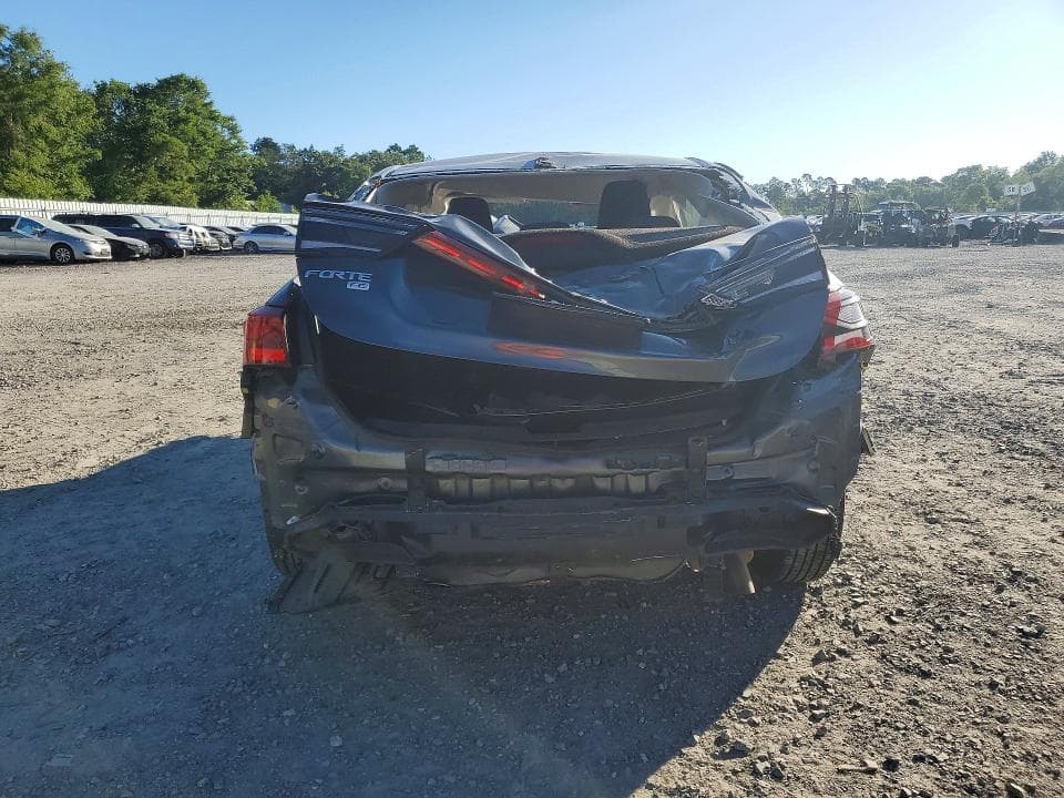 2024 KIA FORTE LX LX 6