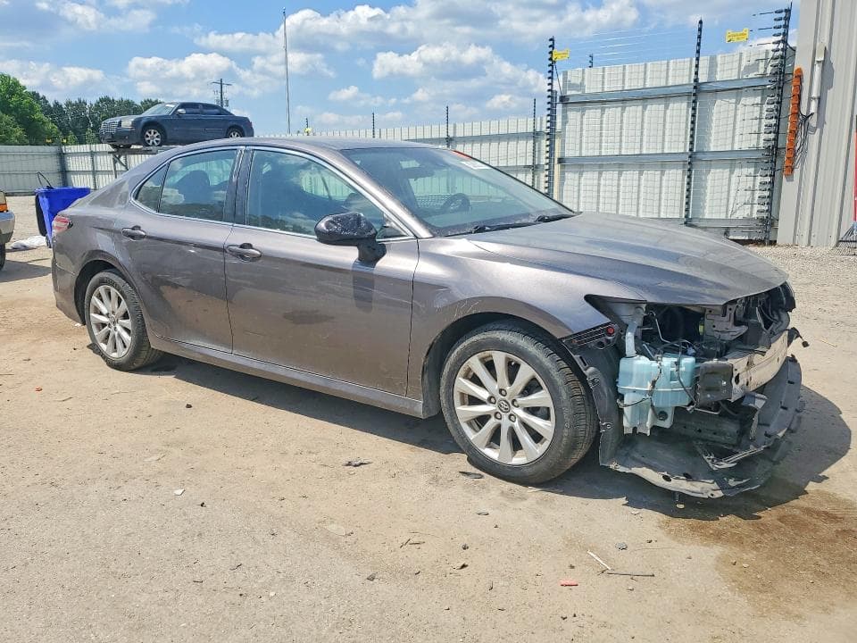 2019 TOYOTA CAMRY LE LE 4