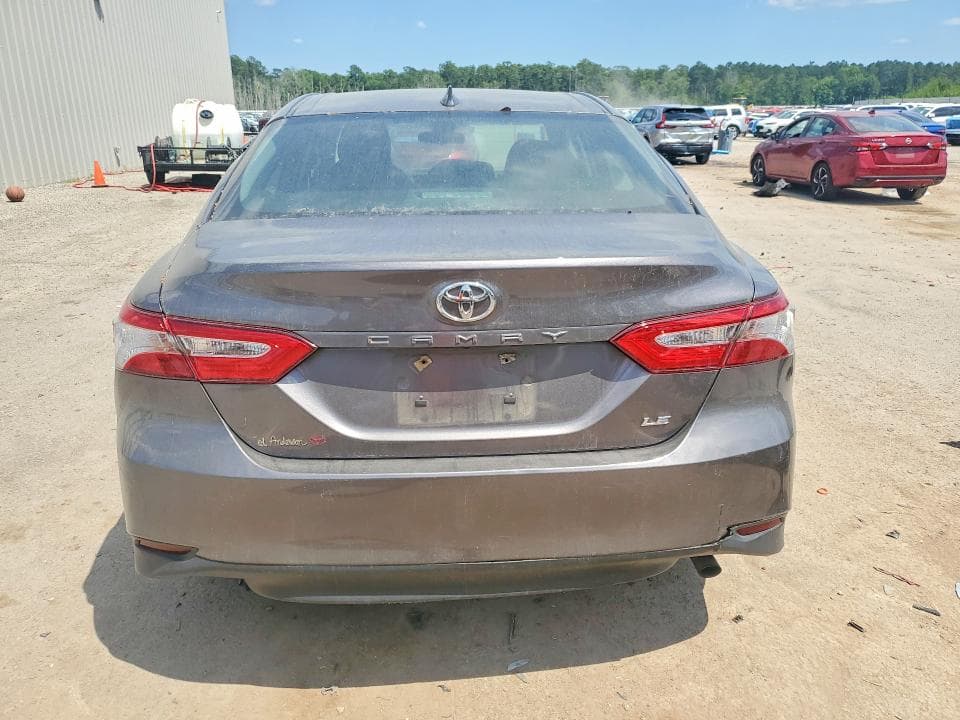2019 TOYOTA CAMRY LE LE 6