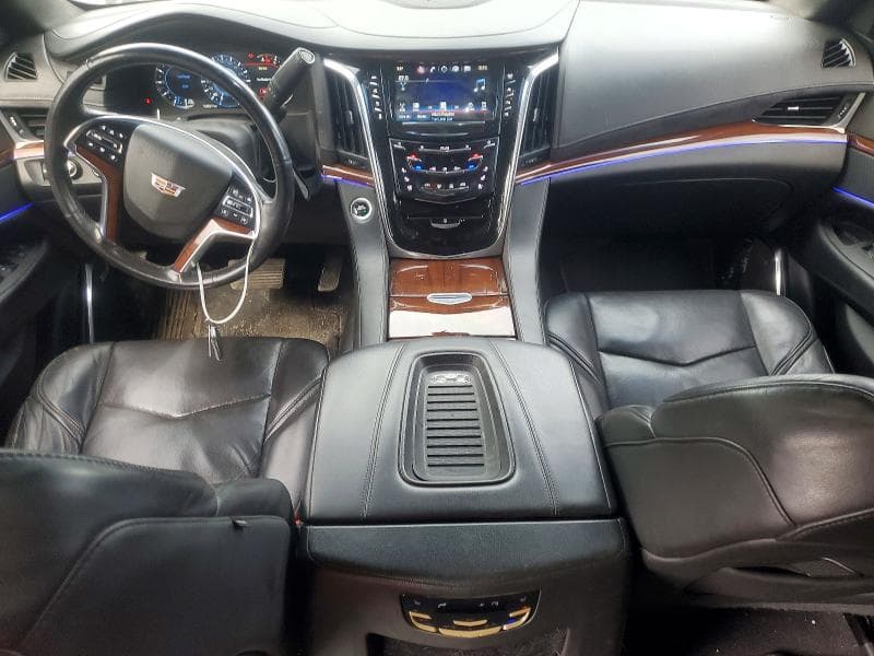 2019 CADILLAC ESCALADE LUXURY 8