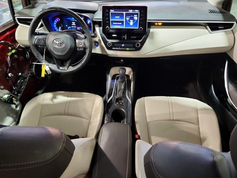 2022 TOYOTA COROLLA LE LE 8