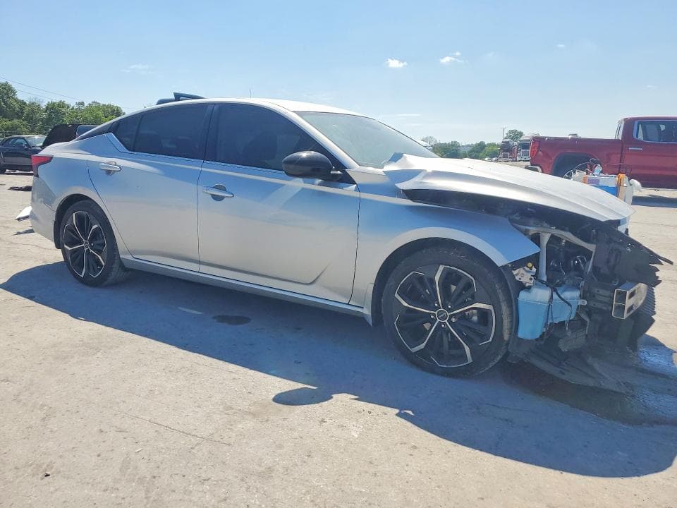 2023 NISSAN ALTIMA SR SR 4
