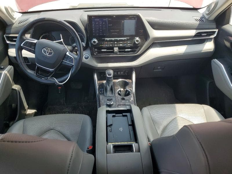 2021 TOYOTA HIGHLANDER LIMITED LIMITED 8