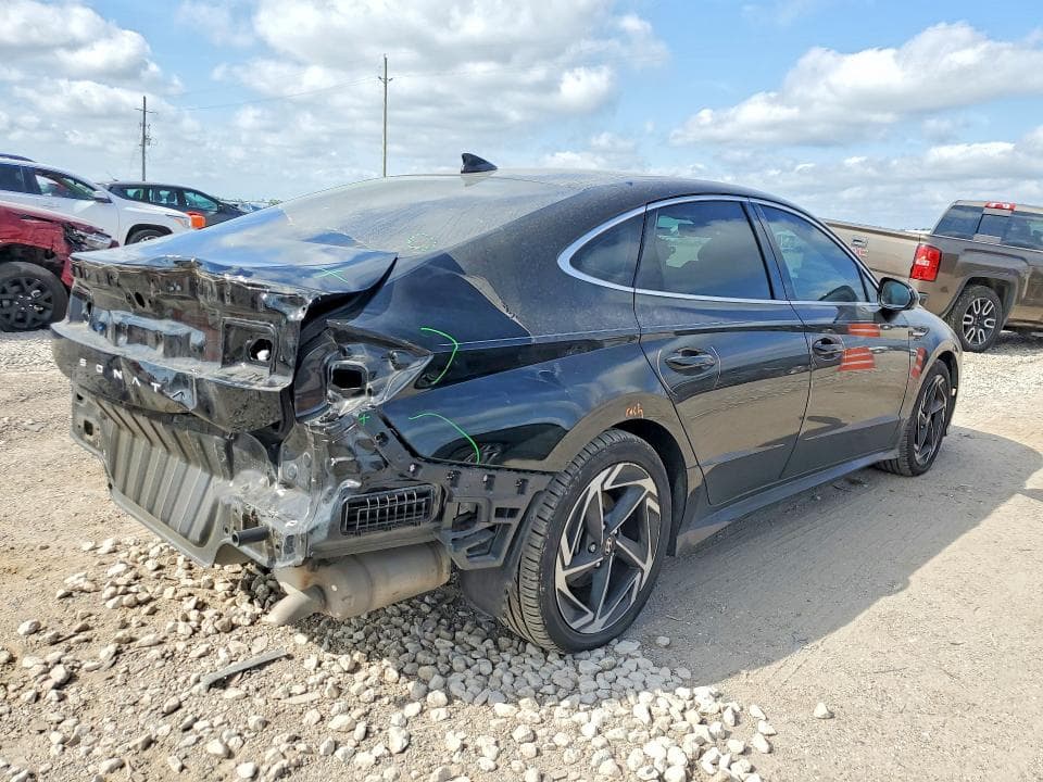 2024 HYUNDAI SONATA SEL 3