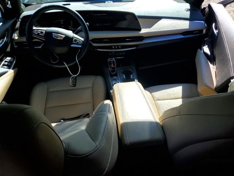 2024 CADILLAC XT4 LUXURY 8