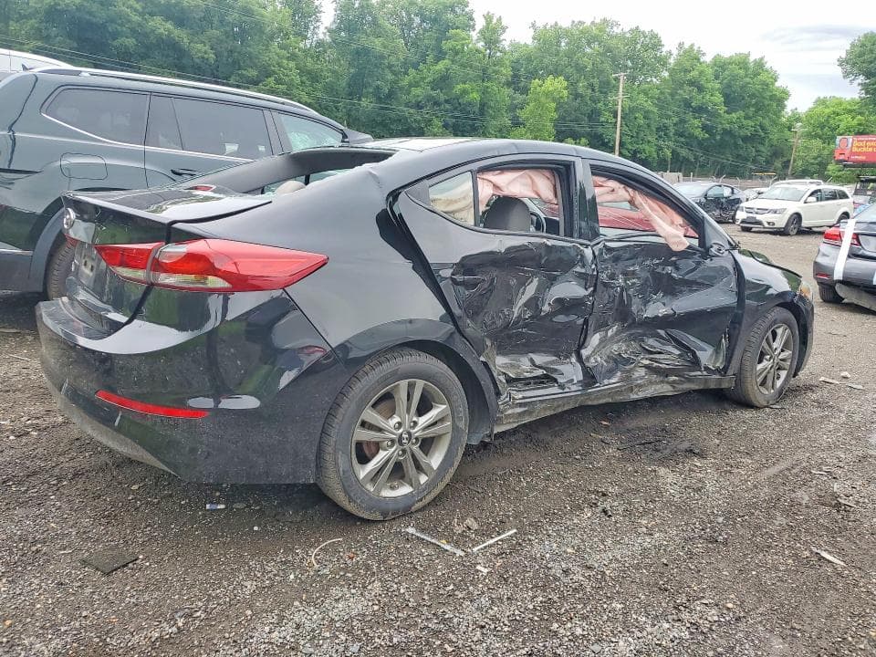 2017 HYUNDAI ELANTRA SE 3