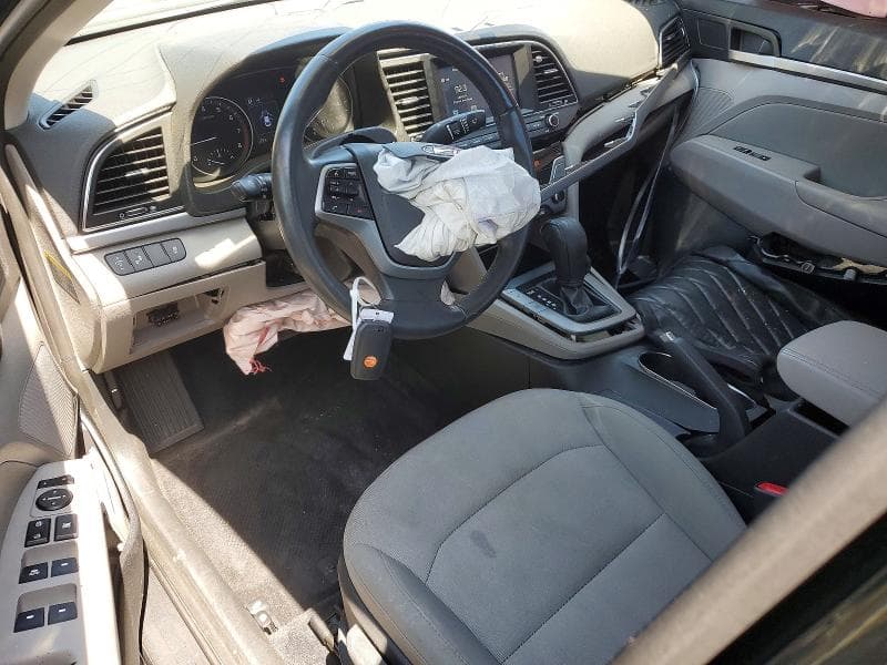 2017 HYUNDAI ELANTRA SE 8