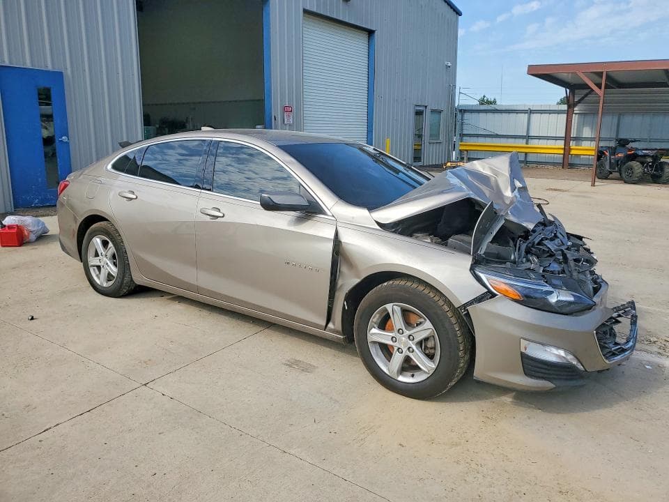 2022 CHEVROLET MALIBU LT 4