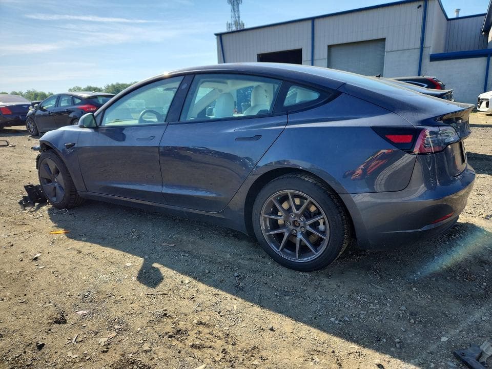 2022 TESLA MODEL 3 2
