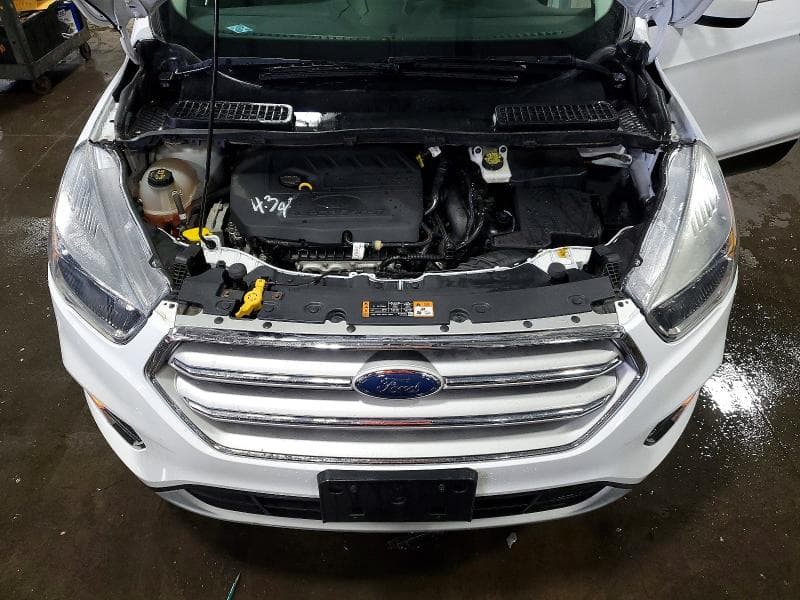 2018 FORD ESCAPE SE 11