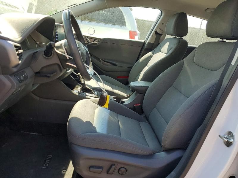 2020 HYUNDAI IONIQ SE 7