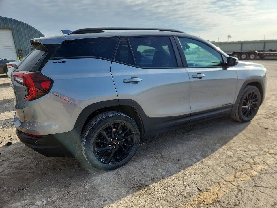 2024 GMC TERRAIN SLE 3