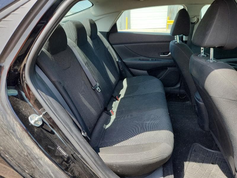 2021 HYUNDAI ELANTRA SE 10