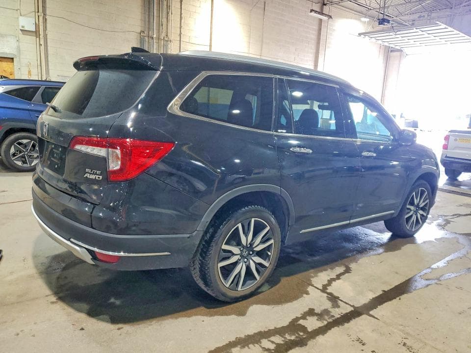 2022 HONDA PILOT ELITE 3