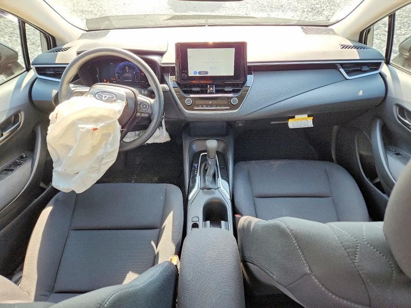 2026 TOYOTA COROLLA LE LE 8