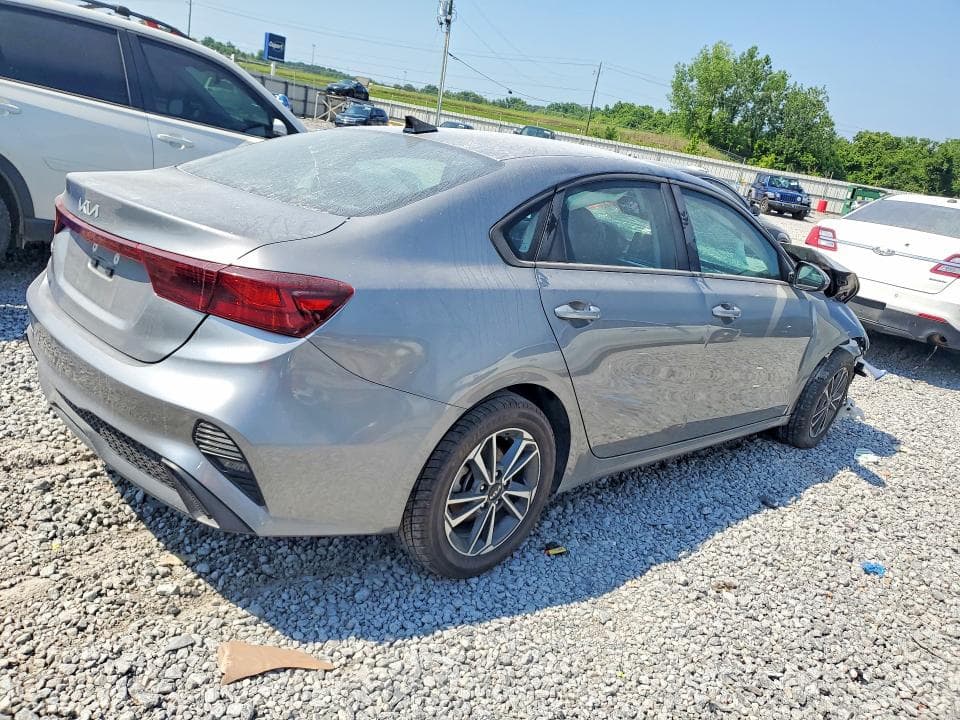 2024 KIA FORTE LXS 3