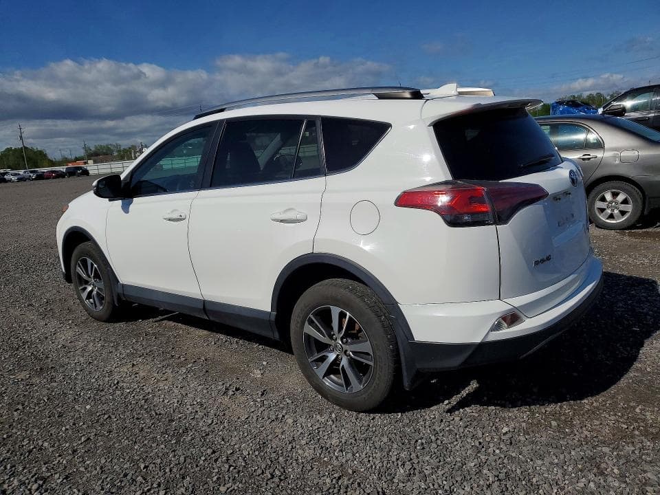 2018 TOYOTA RAV4 LE 2