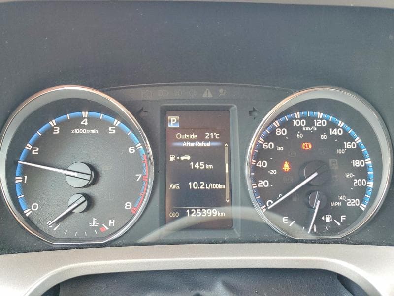 2018 TOYOTA RAV4 LE 9