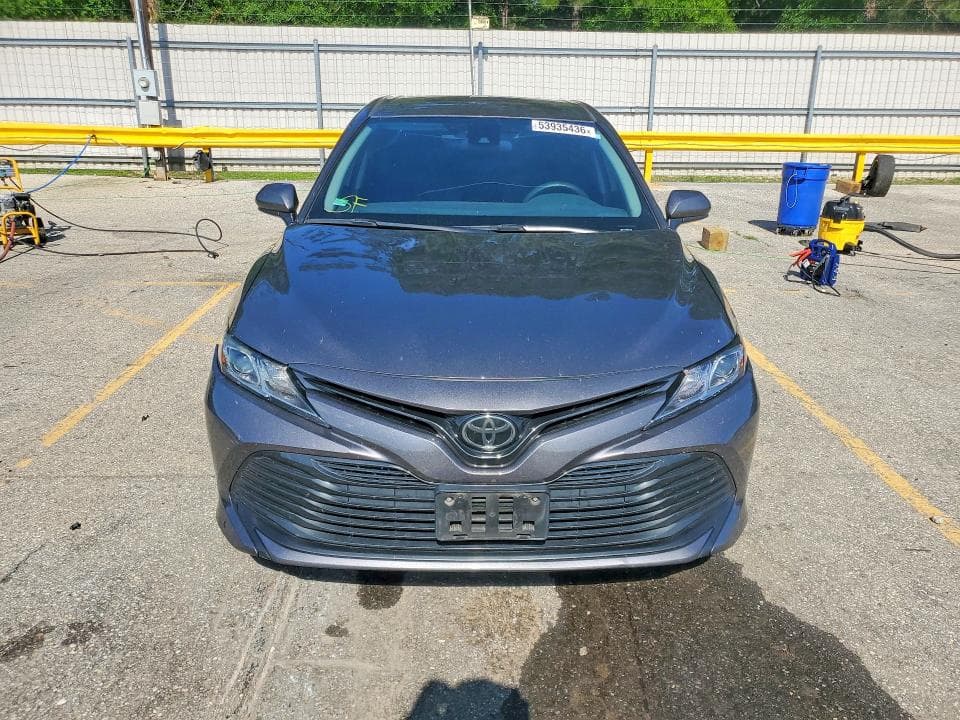 2020 TOYOTA CAMRY LE 5