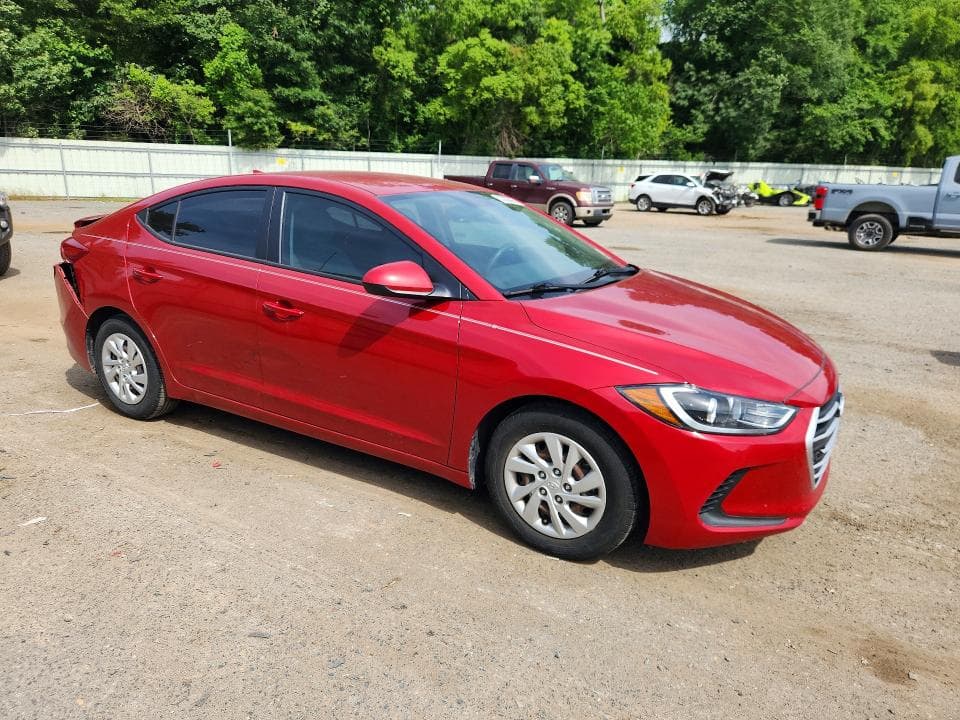 2017 HYUNDAI ELANTRA SE 4