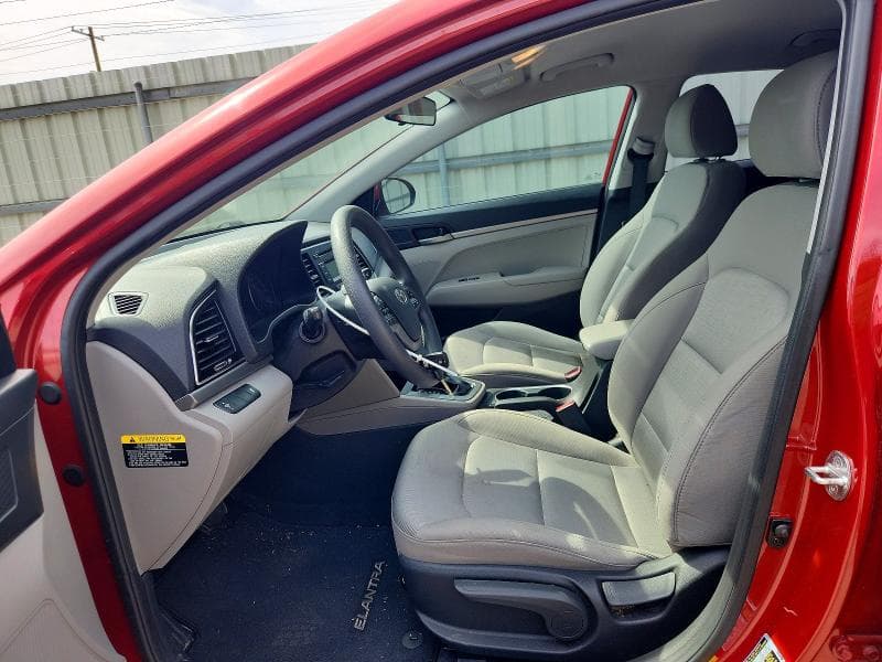 2017 HYUNDAI ELANTRA SE 7