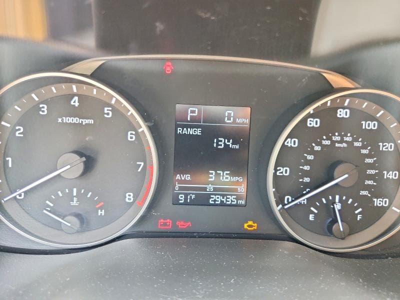 2017 HYUNDAI ELANTRA SE 9
