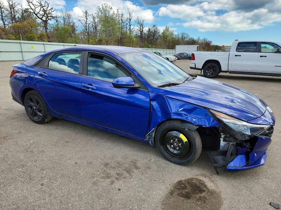 2022 HYUNDAI ELANTRA SEL SEL 4