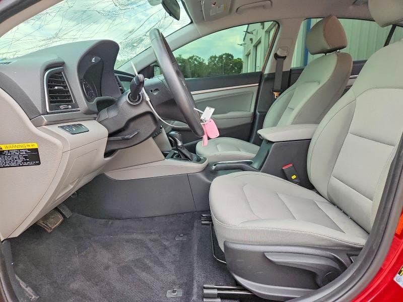 2017 HYUNDAI ELANTRA SE SE 7