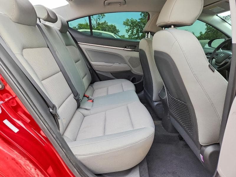 2017 HYUNDAI ELANTRA SE SE 10