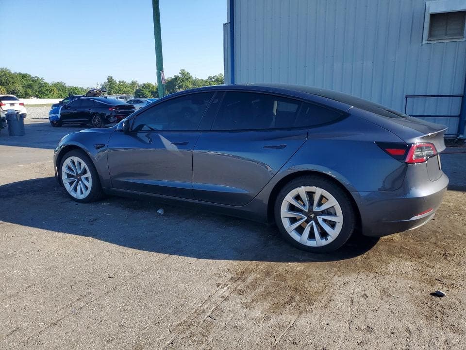 2022 TESLA MODEL 3 2