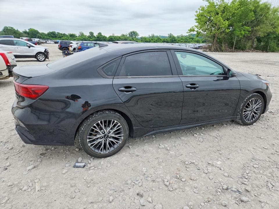 2022 KIA FORTE GT LINE 3
