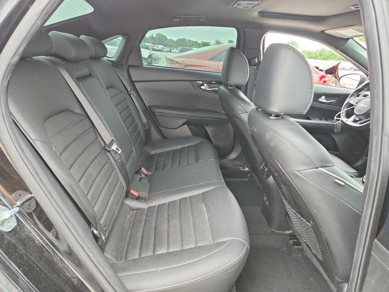 2022 KIA FORTE GT LINE 10
