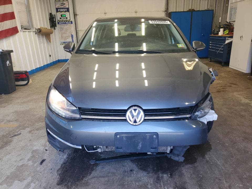 2021 VOLKSWAGEN GOLF 5