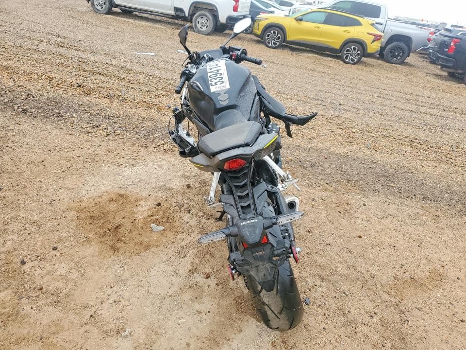 2026 HONDA CBR650 R 4