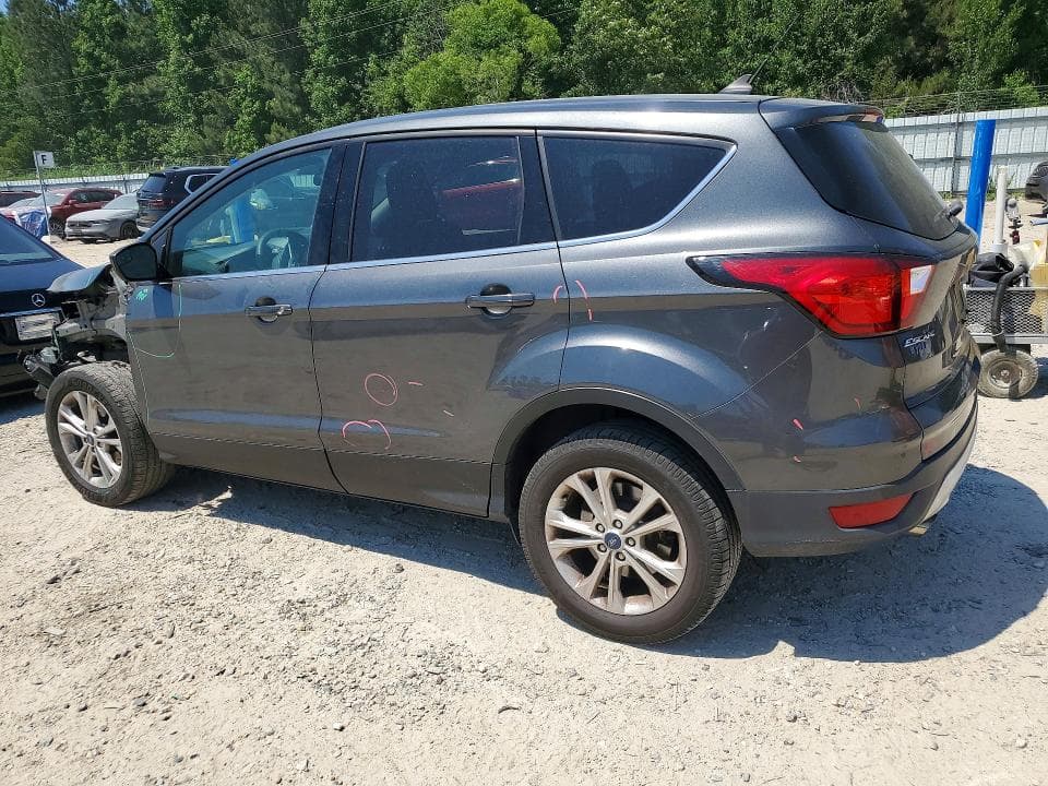 2019 FORD ESCAPE SE 2
