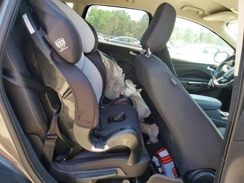2019 FORD ESCAPE SE 11