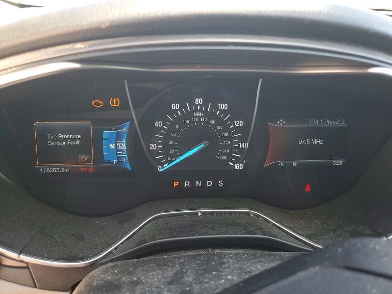 2017 FORD FUSION SE SE 9