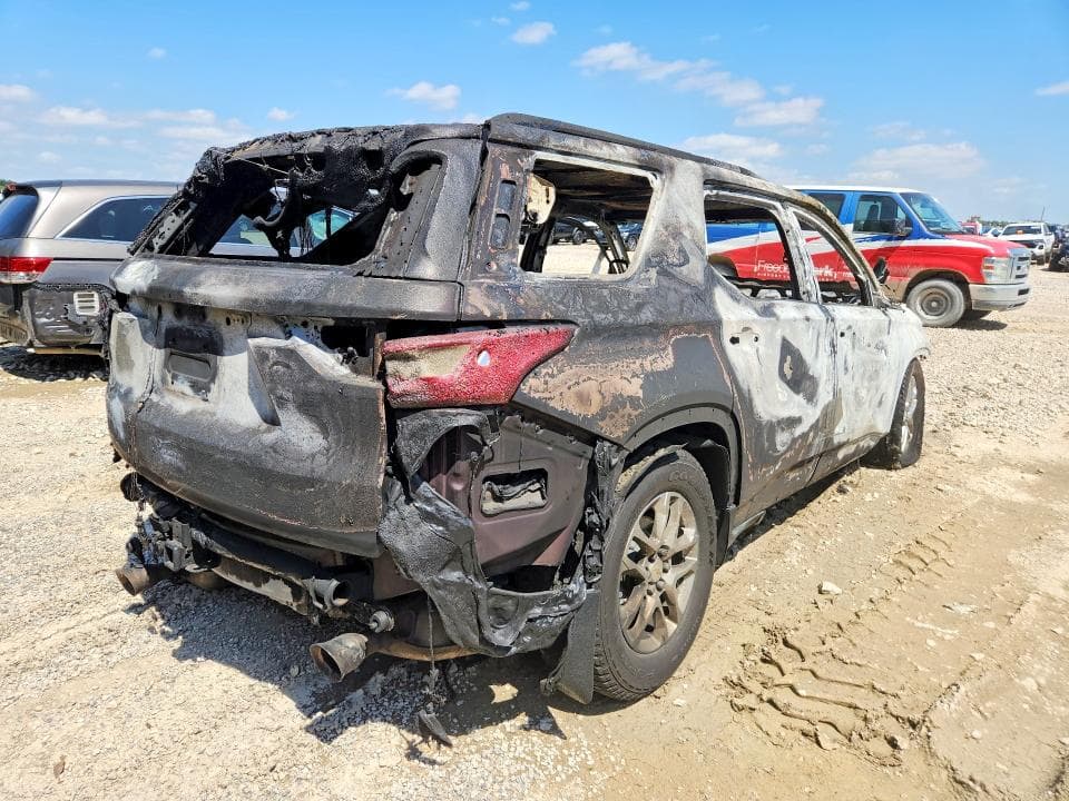 2019 CHEVROLET TRAVERSE LT LT 3