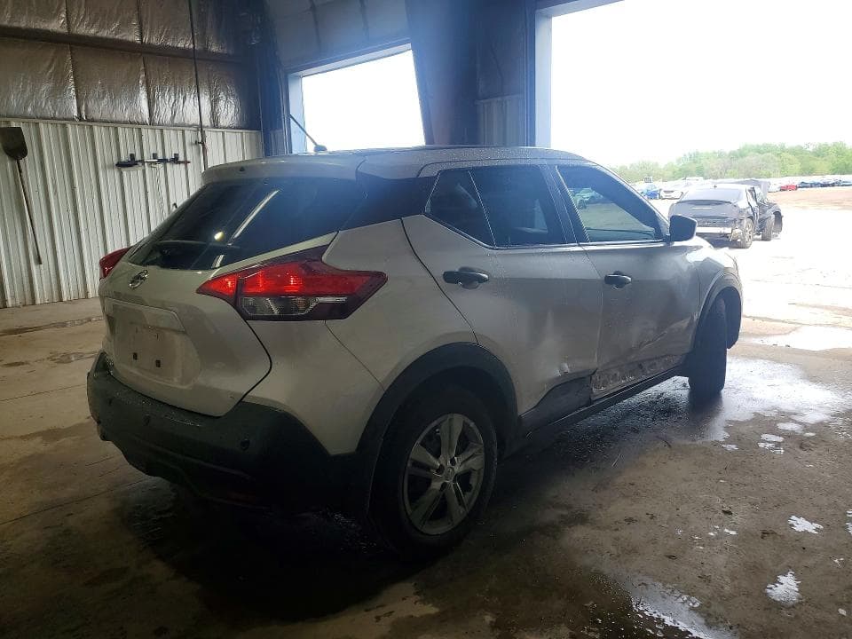 2020 NISSAN KICKS S 3