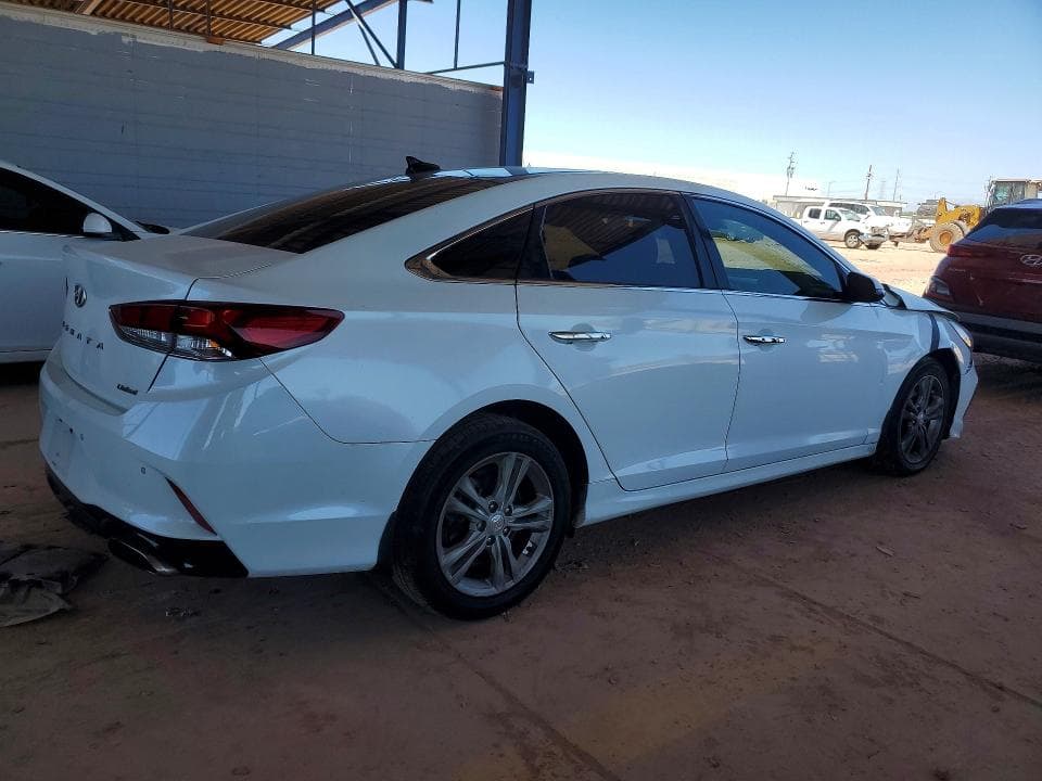 2018 HYUNDAI SONATA LIMITED 3