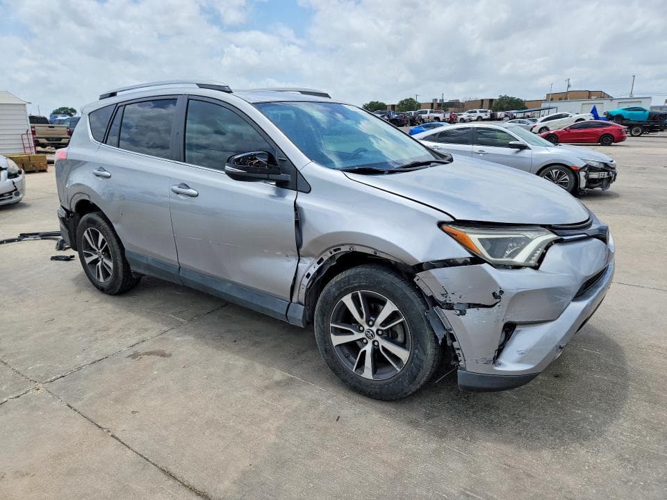 2017 TOYOTA RAV4 XLE XLE 4